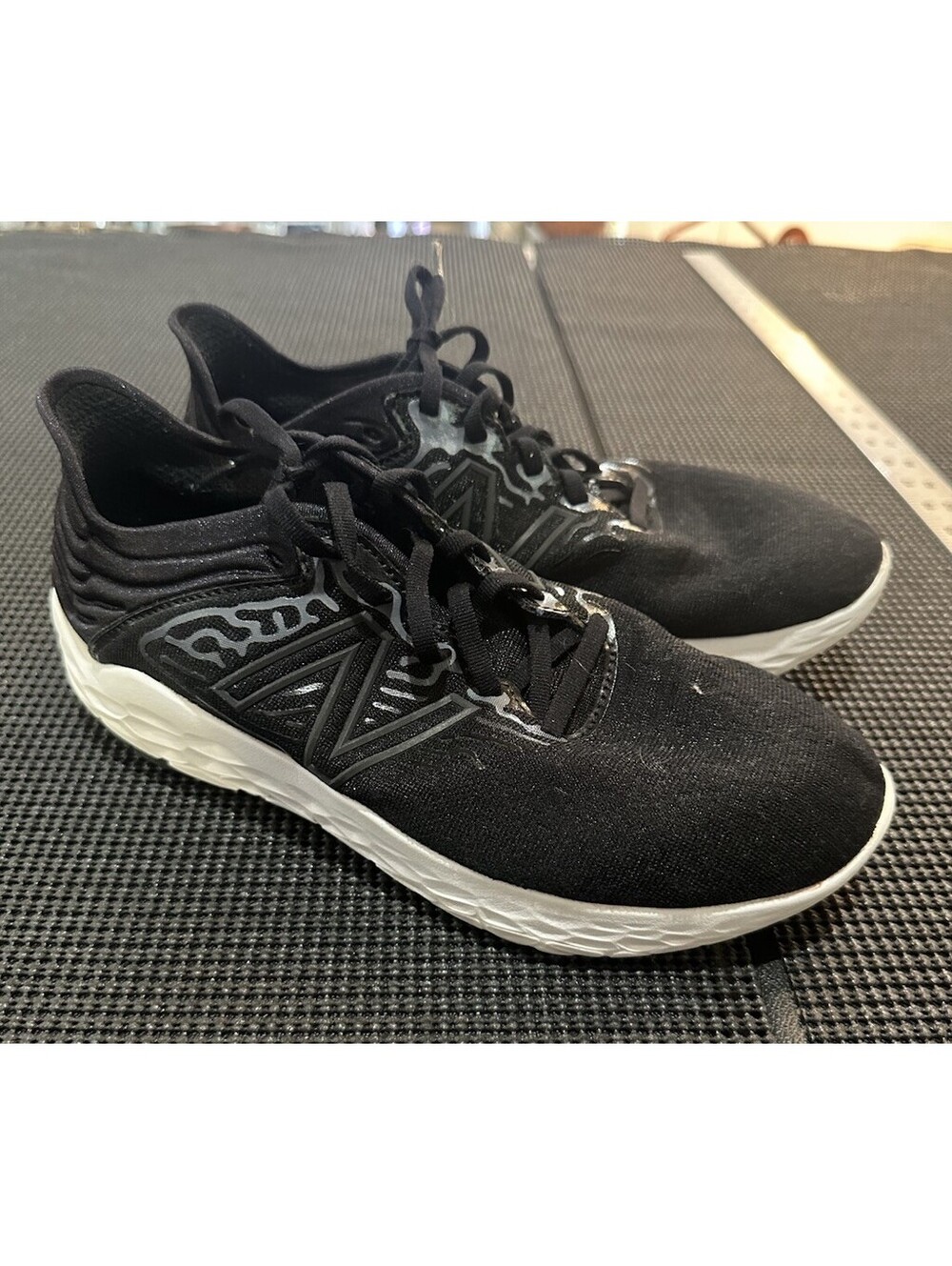New Balance Womens 9 Fresh Foam Running Shoes Black Athletic Sneakers